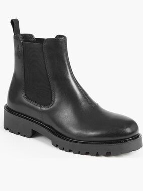 Vagabond Black Leather Chelsea Lug Boot